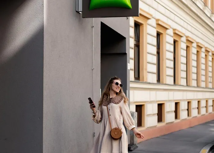 Ibis Styles Messe Prater Готель 3*