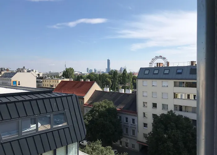 Готель Ibis Styles Messe Prater 3*